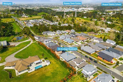 Photo of property in 36 Accolage Boulevard, Kumeu, 0810
