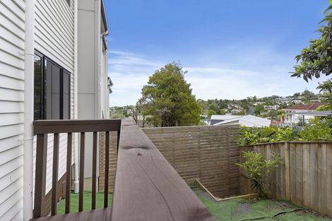 Photo of property in 21c Cherry Tree Place, Massey, Auckland, 0614