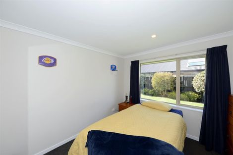 Photo of property in 4 Crown Close, Prebbleton, 7604