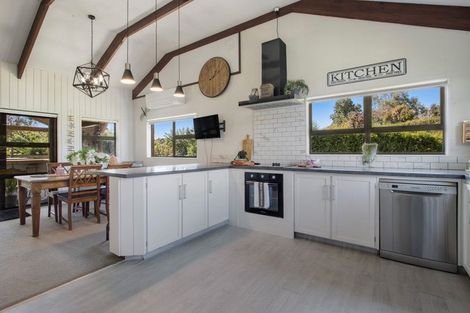 Photo of property in 2 Stokes Road, Tahawai, Katikati, 3170