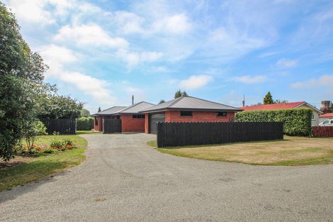 Photo of property in 18 Maclean Street, Glenavy, Waimate, 7980