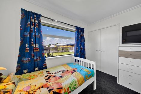 Photo of property in 11 Keene Drive, Bell Block, New Plymouth, 4312