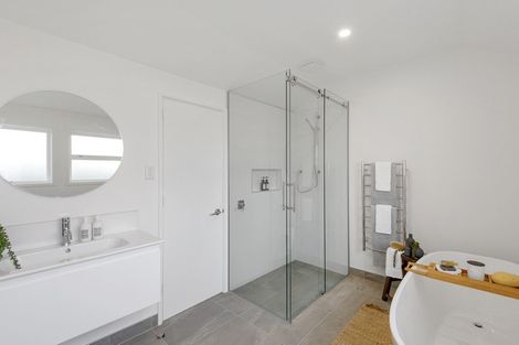 Photo of property in 22 Tuirau Place, Ilam, Christchurch, 8041