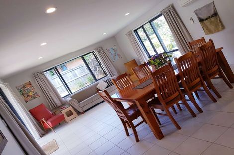 Photo of property in 4 Coromandel Street, Wanaka, 9305