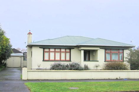 Photo of property in 49 Brightwater Terrace, Terrace End, Palmerston North, 4410