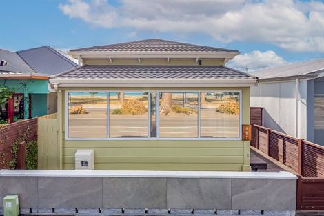 Photo of property in 407 Marine Parade, Napier South, Napier, 4110