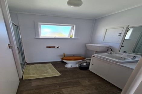 Photo of property in 114 Pacific Parade, Army Bay, Whangaparaoa, 0930