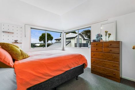 Photo of property in 1/41 Colwill Road, Massey, Auckland, 0614