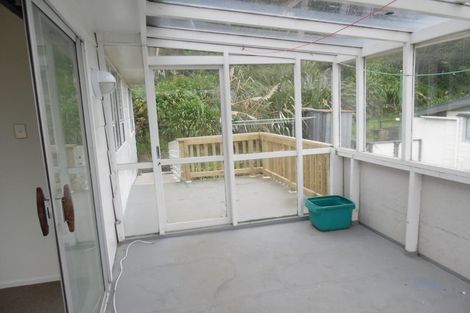 Photo of property in 2 Rajkot Terrace, Broadmeadows, Wellington, 6035