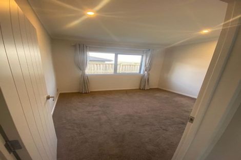 Photo of property in 69 Rosewell Crescent, Flat Bush, Auckland, 2019