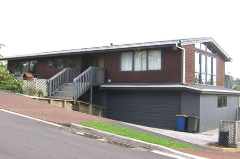 Photo of property in 41 Chamari Close, Titirangi, Auckland, 0604