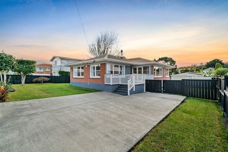 Photo of property in 23 Royston Street, Rosehill, Papakura, 2113
