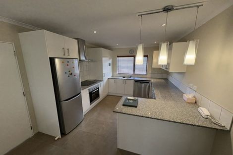 Photo of property in 14 Roderick Place, Onerahi, Whangarei, 0110