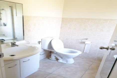 Photo of property in 1/42 Brains Road, Kelston, Auckland, 0602