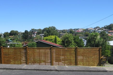 Photo of property in 15 Sudan Avenue, Milford, Auckland, 0620