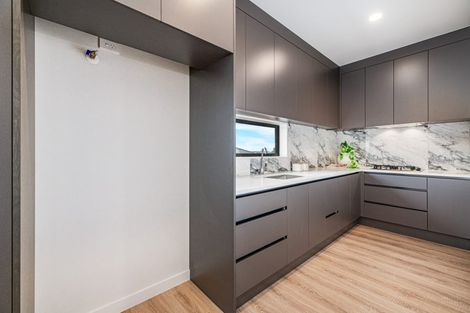 Photo of property in 12 Cumulus Way, Ranui, Auckland, 0612