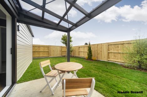 Photo of property in 4 Angelina Way, Kelvin Grove, Palmerston North, 4414