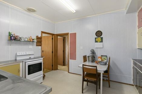 Photo of property in 21 Military Road, Boulcott, Lower Hutt, 5010