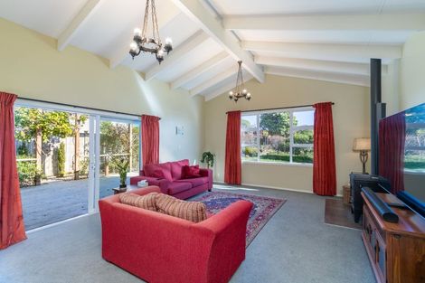 Photo of property in 38 Waiuta Street, Titahi Bay, Porirua, 5022