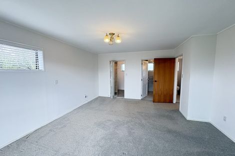 Photo of property in 2/90 Royal View Road, Te Atatu South, Auckland, 0610