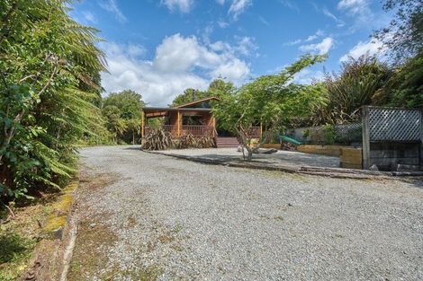 Photo of property in 226 Woodstock-rimu Road, Ruatapu, Hokitika, 7883