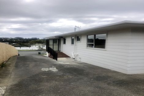 Photo of property in 1/7 Classic Grove, Bayview, Auckland, 0629