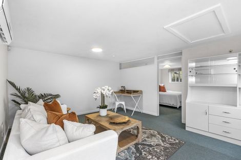 Photo of property in 41 Sandwich Road, Beckenham, Christchurch, 8023