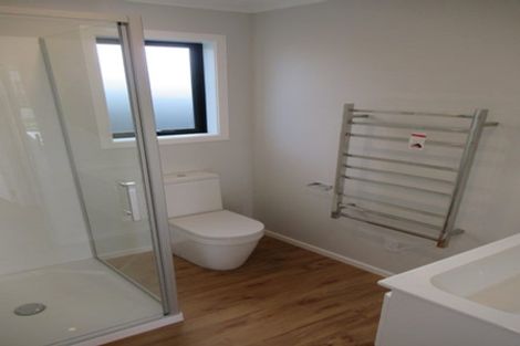 Photo of property in 1 Desert Gold Lane, Wallaceville, Upper Hutt, 5018