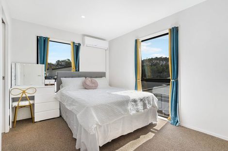 Photo of property in 46 Akeake Lane, Albany Heights, Auckland, 0632