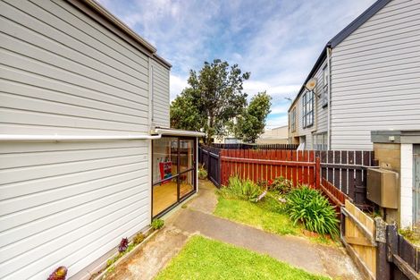 Photo of property in 9/163 Rongotai Road, Rongotai, Wellington, 6022