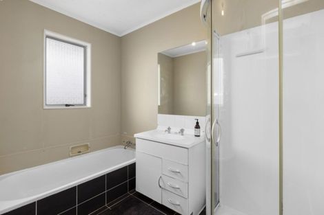 Photo of property in 6 Owaka Close, Kelson, Lower Hutt, 5010