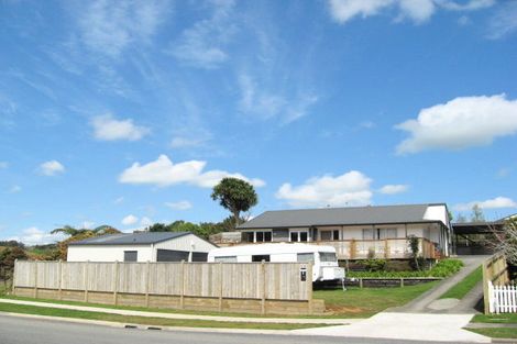 Photo of property in 12 Ainslee Street, Highlands Park, New Plymouth, 4312