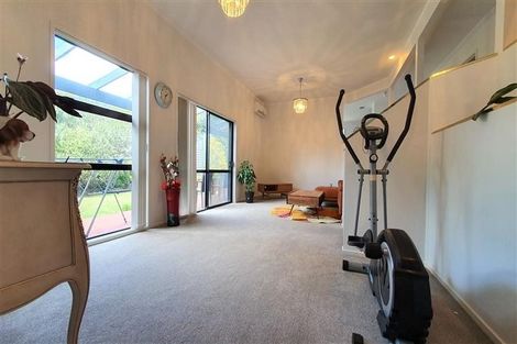 Photo of property in 12 Cherub Place, West Harbour, Auckland, 0618