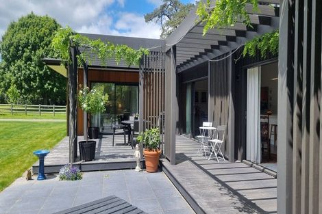 Photo of property in 19 Lindsay Road, Levin, 5510