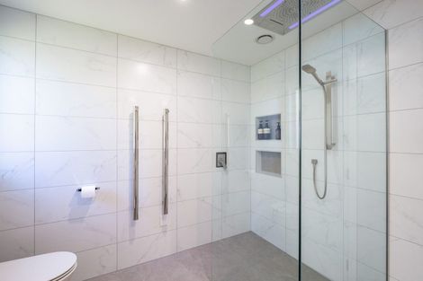 Photo of property in 293 Tukapa Street, Hurdon, New Plymouth, 4310