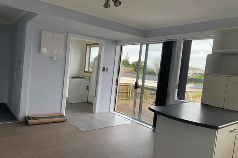 Photo of property in 49 Beaumonts Way, Manurewa, Auckland, 2102