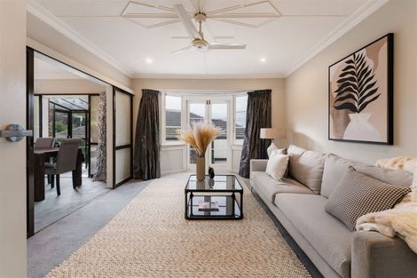 Photo of property in 6 Middleton Road, Kew, Dunedin, 9012