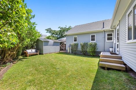 Photo of property in 77 Pilmuir Street, Hutt Central, Lower Hutt, 5010