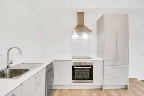 Photo of property in 1/500 Te Atatu Road, Te Atatu Peninsula, Auckland, 0610