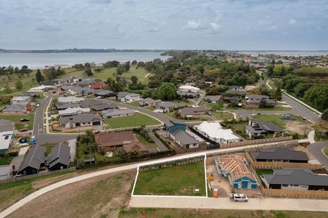 Photo of property in 49d Western Avenue, Omokoroa, 3172