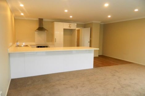 Photo of property in 6/19 Collins Avenue, Tawa, Wellington, 5028