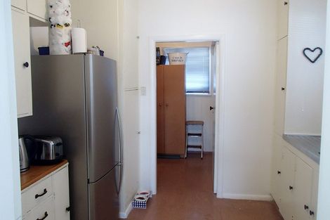 Photo of property in 877 High Street, Avalon, Lower Hutt, 5011