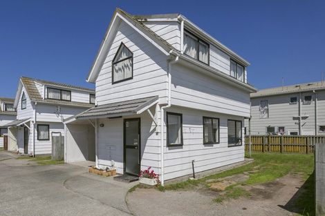 Photo of property in 2/113 Tauhara Road, Tauhara, Taupo, 3330