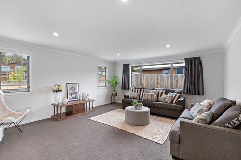 Photo of property in 5 Turnbull Crescent, Wanaka, 9305