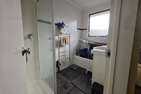 Photo of property in 36 Hewlett Road, Massey, Auckland, 0614