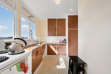 Photo of property in 32 Whaui Street, Vogeltown, Wellington, 6021