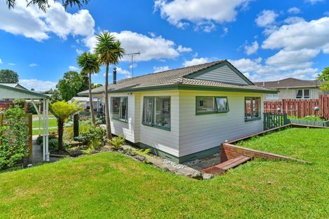 Photo of property in 11 Lakeside Drive, Pahurehure, Papakura, 2113