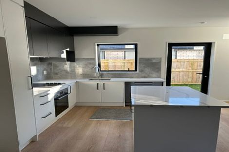 Photo of property in 49 Station Road, Takanini, 2112