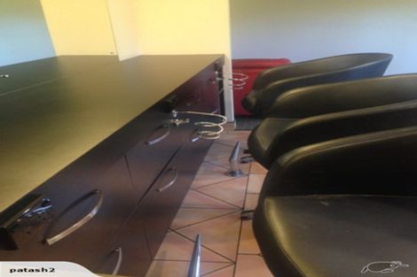 Photo of property in 302 Park Road, Hokowhitu, Palmerston North, 4410