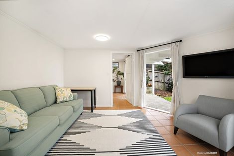 Photo of property in 14 Milne Terrace, Island Bay, Wellington, 6023